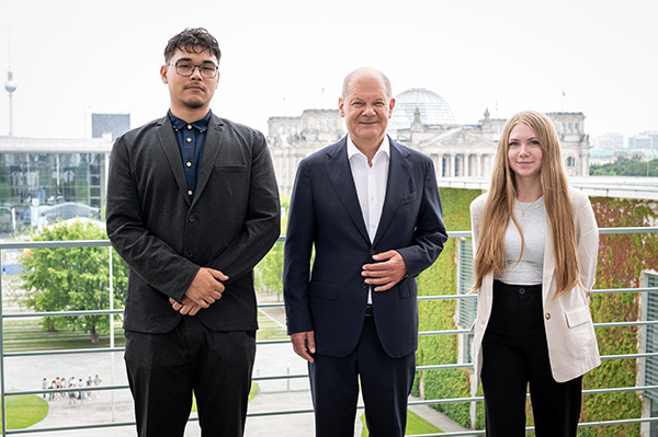 Kanzler Scholz gratuliert